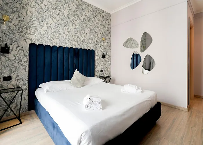 R-Home Fine Rooms Guesthouse