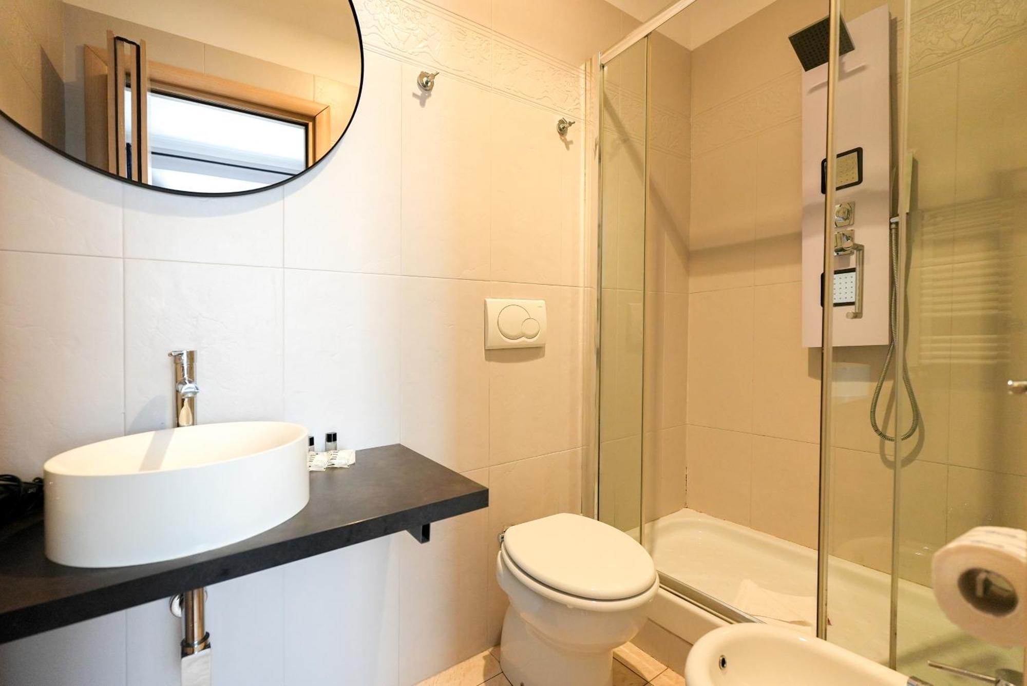 Guest house R-home Fine Rome